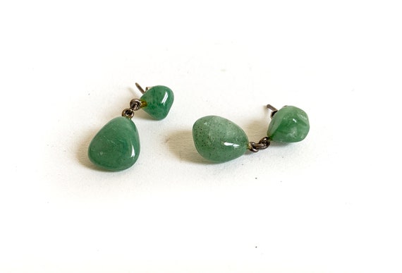 vintage green natural stone dangle earrings / gre… - image 4