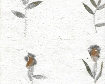 Wit handgemaakt moerbeipapier, verkocht per vel - HM003 - decoratief papier; milieuvriendelijk; ongewenste tijdschriften; kaarten maken: 8,5 x 11 inch