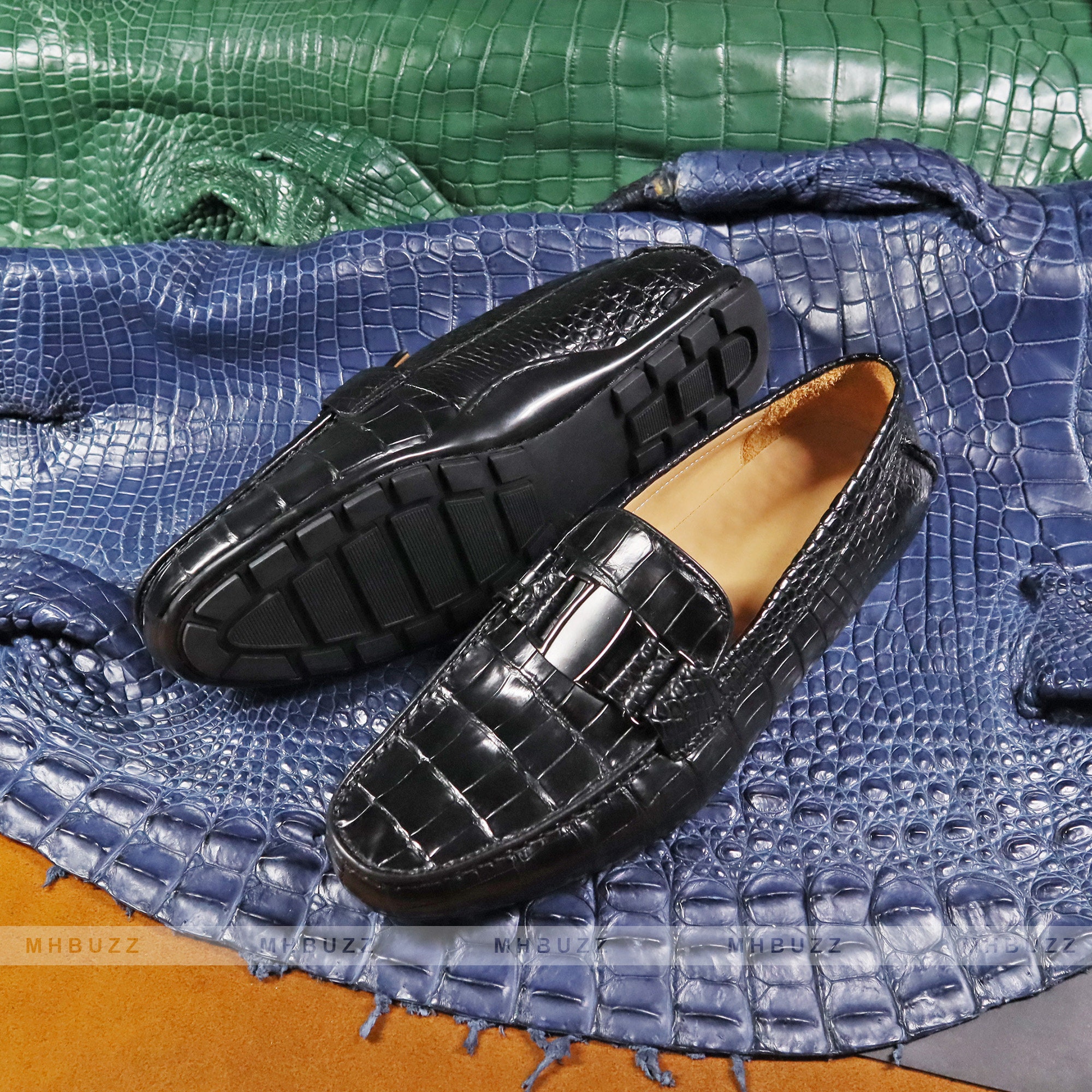 Reflet Alligator Leather Loafer