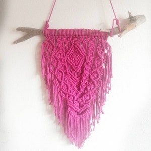 Tapestry macrame