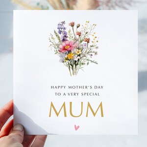Tarjeta del Día de la Madre / Tarjeta floral del Día de la Madre / Jardín botánico de flores silvestres / Tarjeta para el Día de la Madre / Tarjeta del Día de la Madre con flores