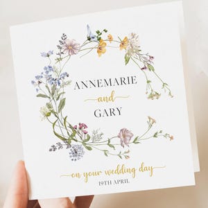 Biglietto d'auguri floreale personalizzato per matrimonio / Biglietto d'auguri per coppia di sposi / Biglietto di congratulazioni per matrimonio / Biglietto regalo per matrimonio / Prato estivo floreale