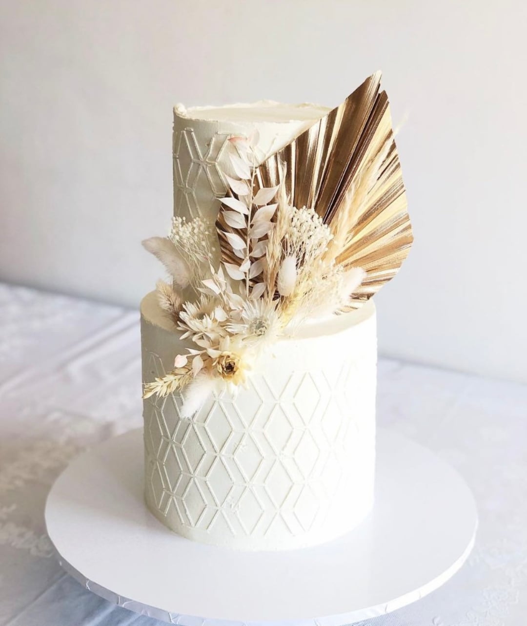 Gold White Dried Spear Palm Flower Cake Arrangement Flower Cake Topper ...