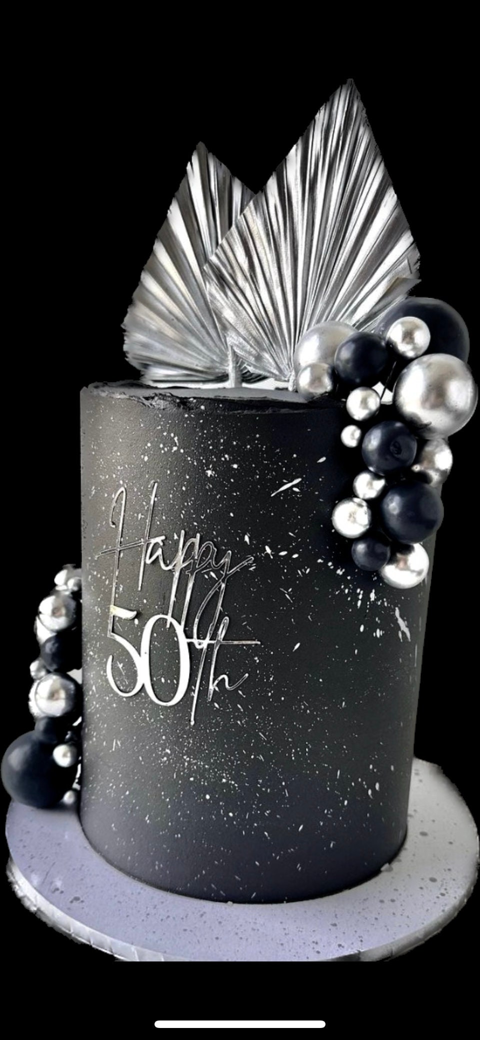 KN Bakery - Happy Birthday! 🖤✨👏🏼 Classy Black and Silver cake