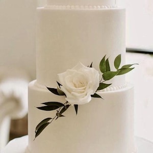Simple Artificial Ruscus White Rose Cake Topper- Flower Cake Arrangement