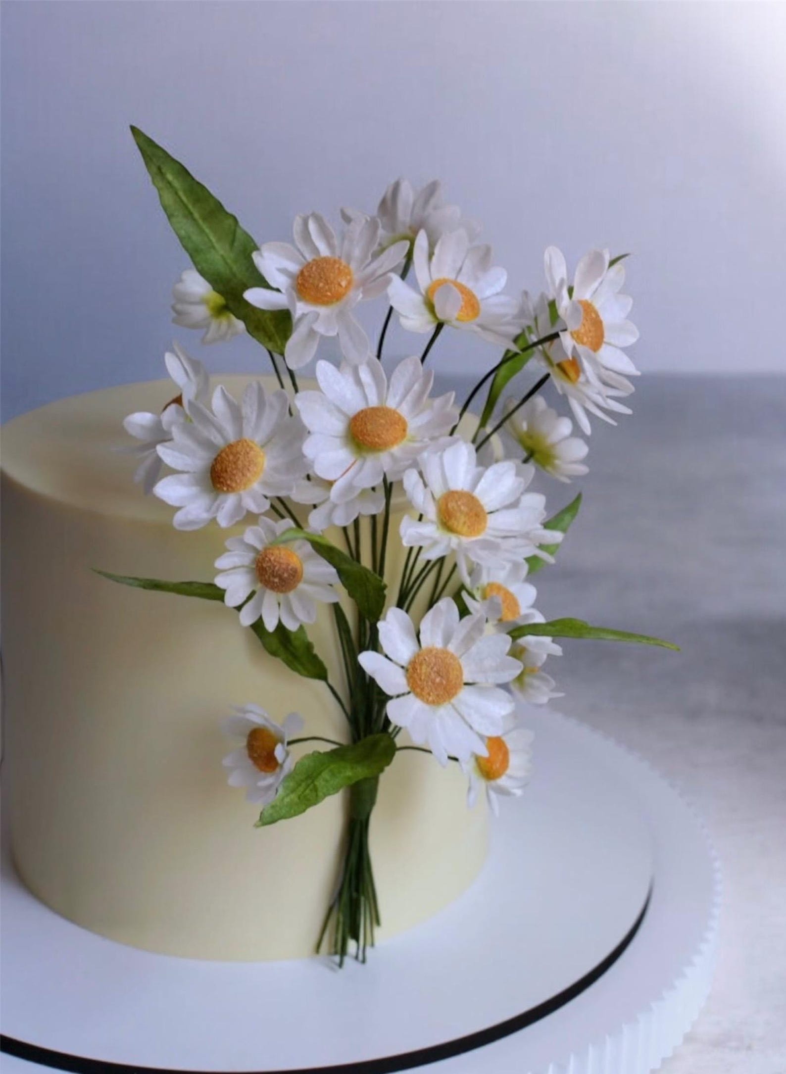 Edible Wafer Paper Daisy Bouquet Cake Decoration - Etsy