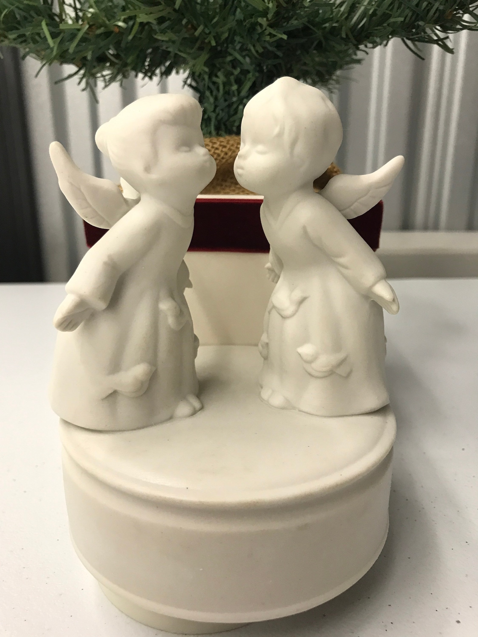 1981 Kissing Angels Music box Bisque Porcelain Unbranded Etsy