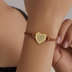 Fingerprint Bracelet, Fingerprint Jewelry, Gifts for Mom, Sentimental Gift, Loss of Mom Bracelet, Memorial Jewelry Gift