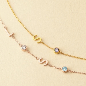 Collar con iniciales para mamá y piedras de nacimiento, collar con iniciales para mamá, joyería con iniciales para niños, collar para el Día de la Madre, regalo para mamá
