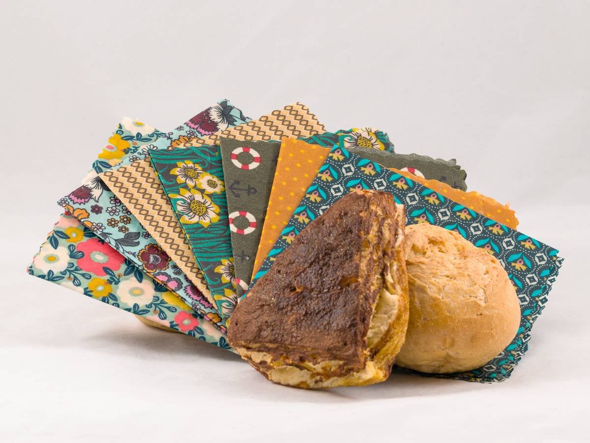 Wax cloth for bread storage in the bunbag, bread bag, eco bee wax cloths from WirsindDeiN