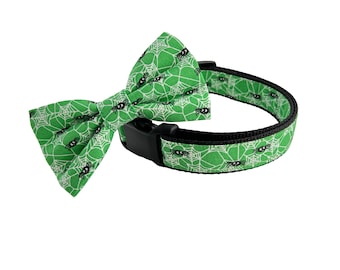 Spooky Halloween Dog Collar / Halloween Dog Bow Tie / Fall Dog Collar / Adjustable green dog Collar  1 or 3/4 wide inch collar / spiders