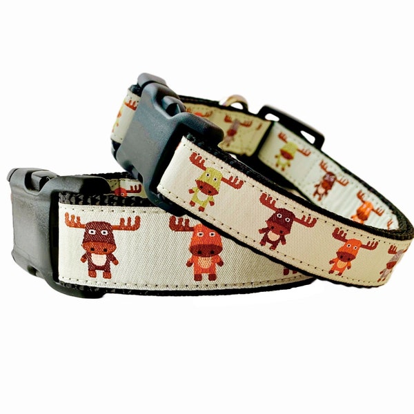 Funny Moose dog collar for all sizes dogs / Holiday Dog collar / Adjustable Nylon buckle Pet collar / Small, Medium or Large Dog collar