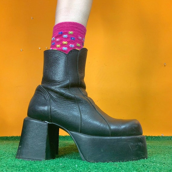 platform chunky bratz boots