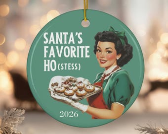 Regalo para anfitriona, Regalo de Navidad para anfitriona, Adornos para anfitriona, La anfitriona favorita de Santa, La anfitriona favorita de Santa, Adornos navideños divertidos 2026