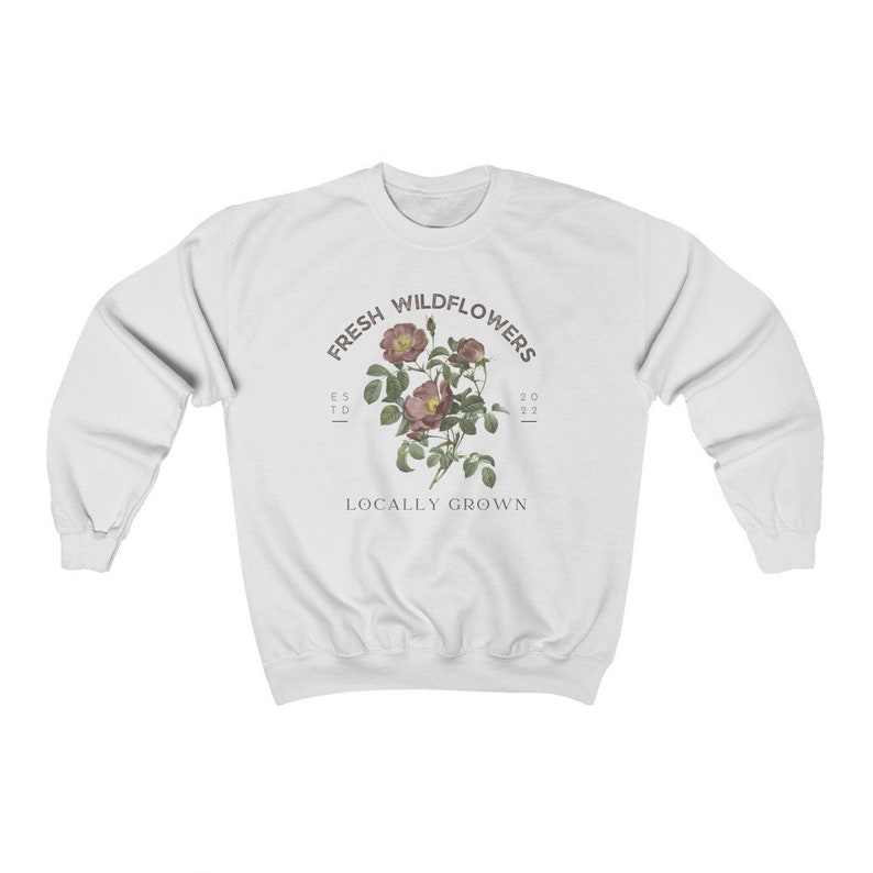 Womens Floral Sweatshirts, Wildflower Sweatshirt, Boho Floral Shirts, Vintage Style Floral Sweatshirt, Botanical Sweatshirts for women image 4