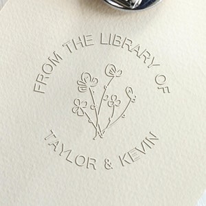 Estampador de flores personalizado de la biblioteca/sello botánico personalizado de la biblioteca/regalo para amantes de los libros
