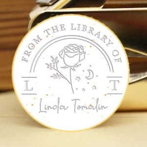 Embosseur personnalisé de la collection de livres/Embosseur de la bibliothèque/Timbre de la bibliothèque/Cadeau personnalisé pour amoureux des livres/Cadeau pour une mère/Cadeaux exquis