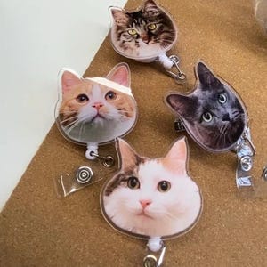 Custom Pet Badge Reel - Personalized Dog or Cat Face Photo Keychain, Nurse ID Holder, Vet Name Badge Clip, Nurse Life, Unique Work Badge