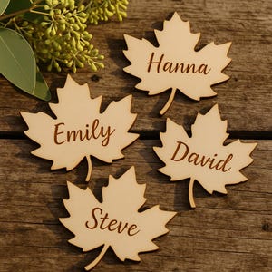 Custom Maple leaf name place cards,Autumn wedding place cards,Laser Cut leaf Place cards,Thanksgiving place cards, wooden maple leaf