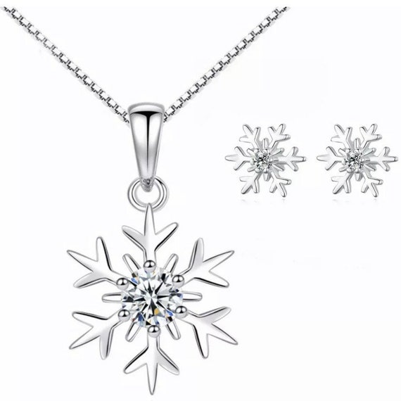 925 Sterling Silver Snowflake Pendant 