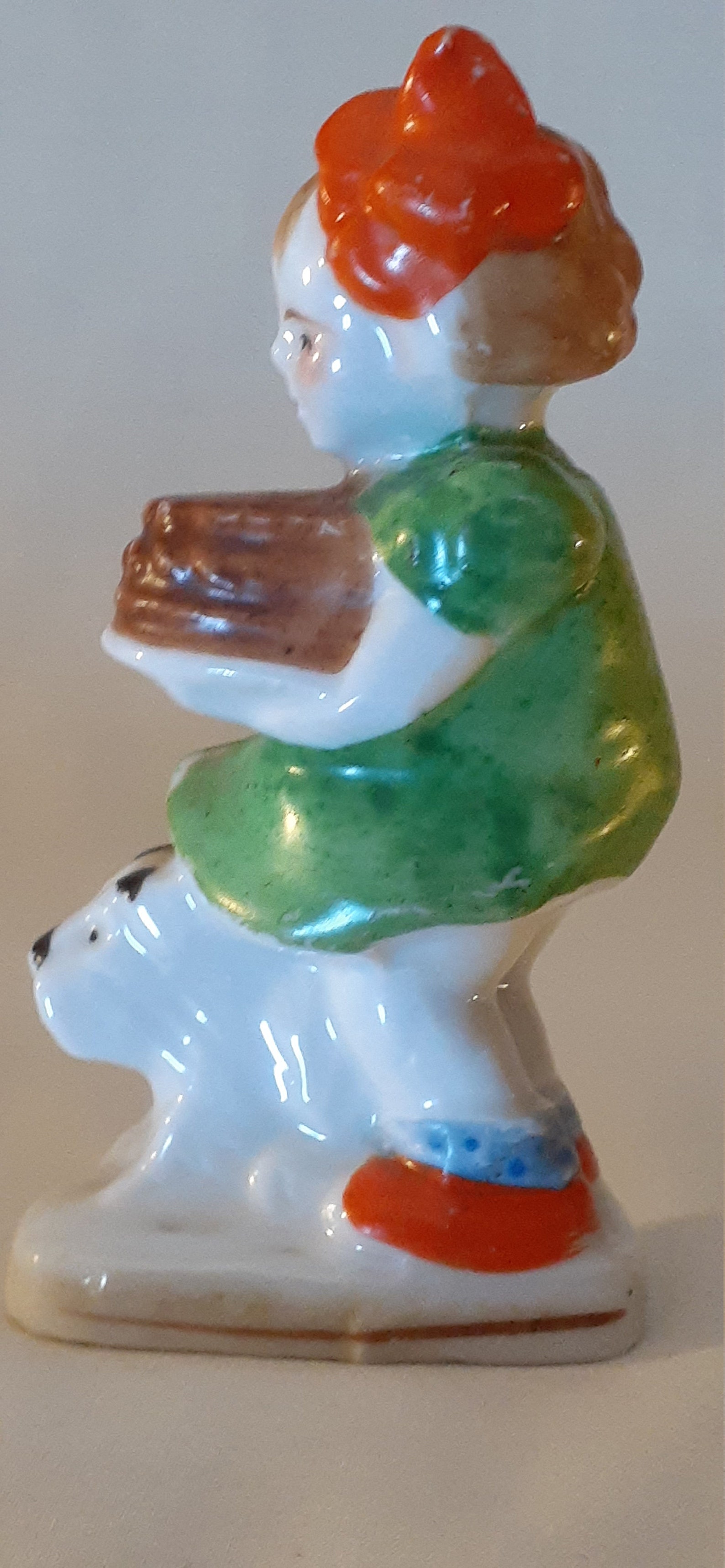Mädchen mit Hund und Geburtstagstorte Etsy