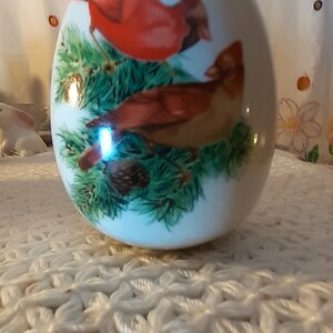 porcelain egg on feet Recuced! National Potteries Cleveland Ohio Co