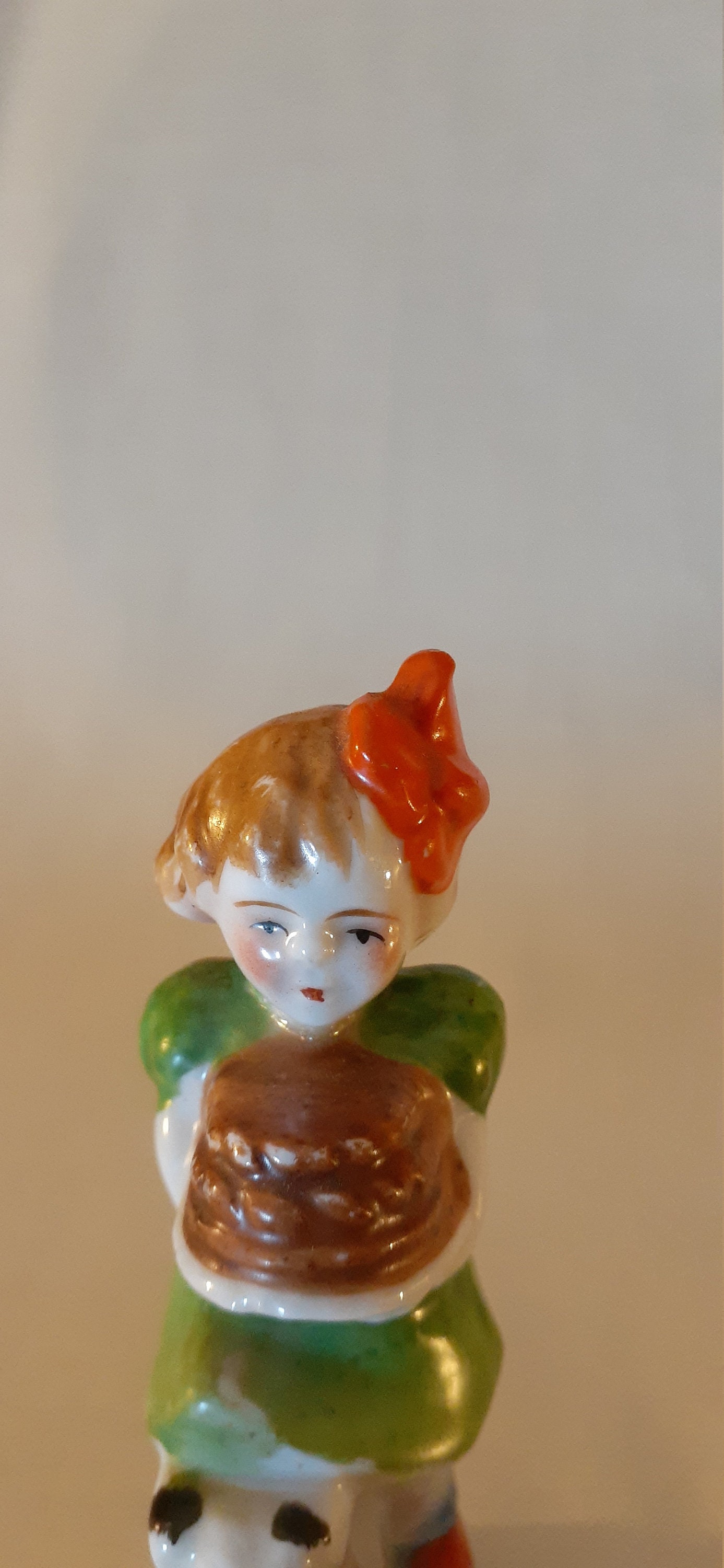 Mädchen mit Hund und Geburtstagstorte Etsy