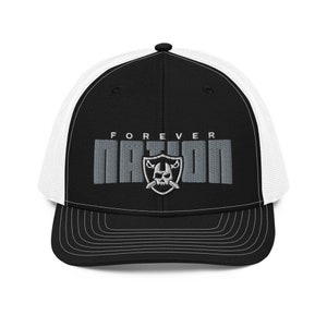 Casquette trucker Forever Raider Nation Noir/Blanc
