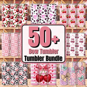 Puede incluir: Una colección de varios vasos de 568 ml con diferentes diseños. Los vasos presentan patrones como cerezas, lazos, estampado de leopardo y diseños florales. El texto "50+ Bow Tumbler Bundle" se muestra en rosa.