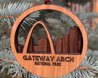 Gateway Arch National Park Ornament | Layered Wood