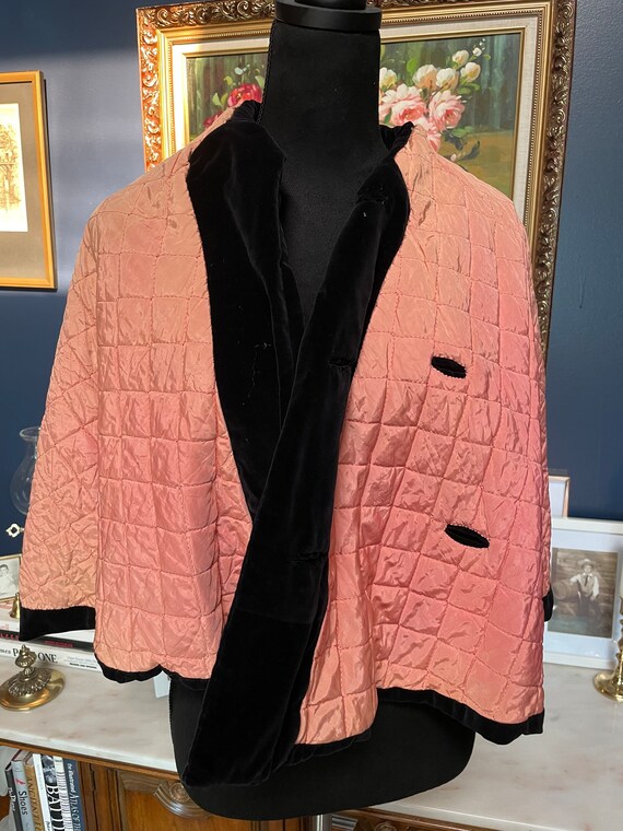 Very old vintage/antique cape Gem