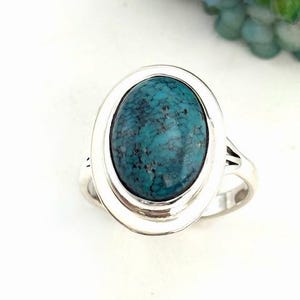 Hubei Spiderweb Turquoise Simple Ledge Design Ring Size 12 1/2