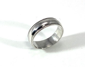 Mens Milgrain Wedding Band Ring In Sterling Silver (7mm