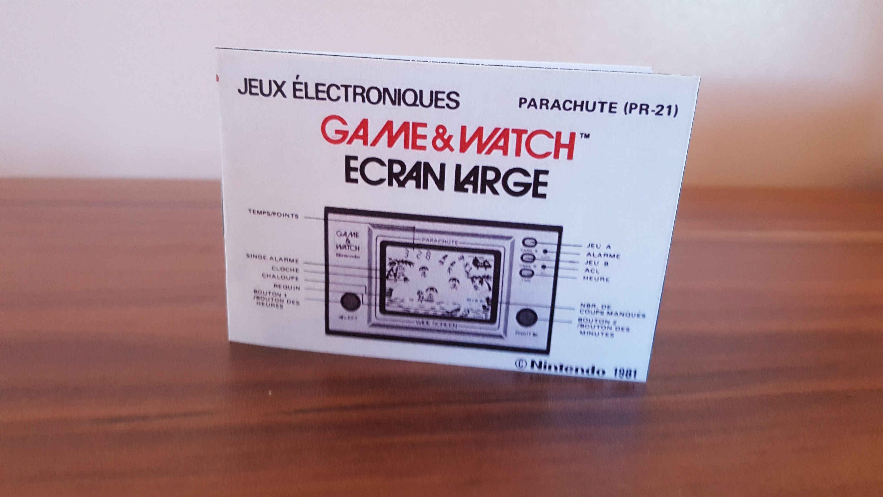 Parachute PR-21 Game & Watch Box Manual and Tray - NO GAME