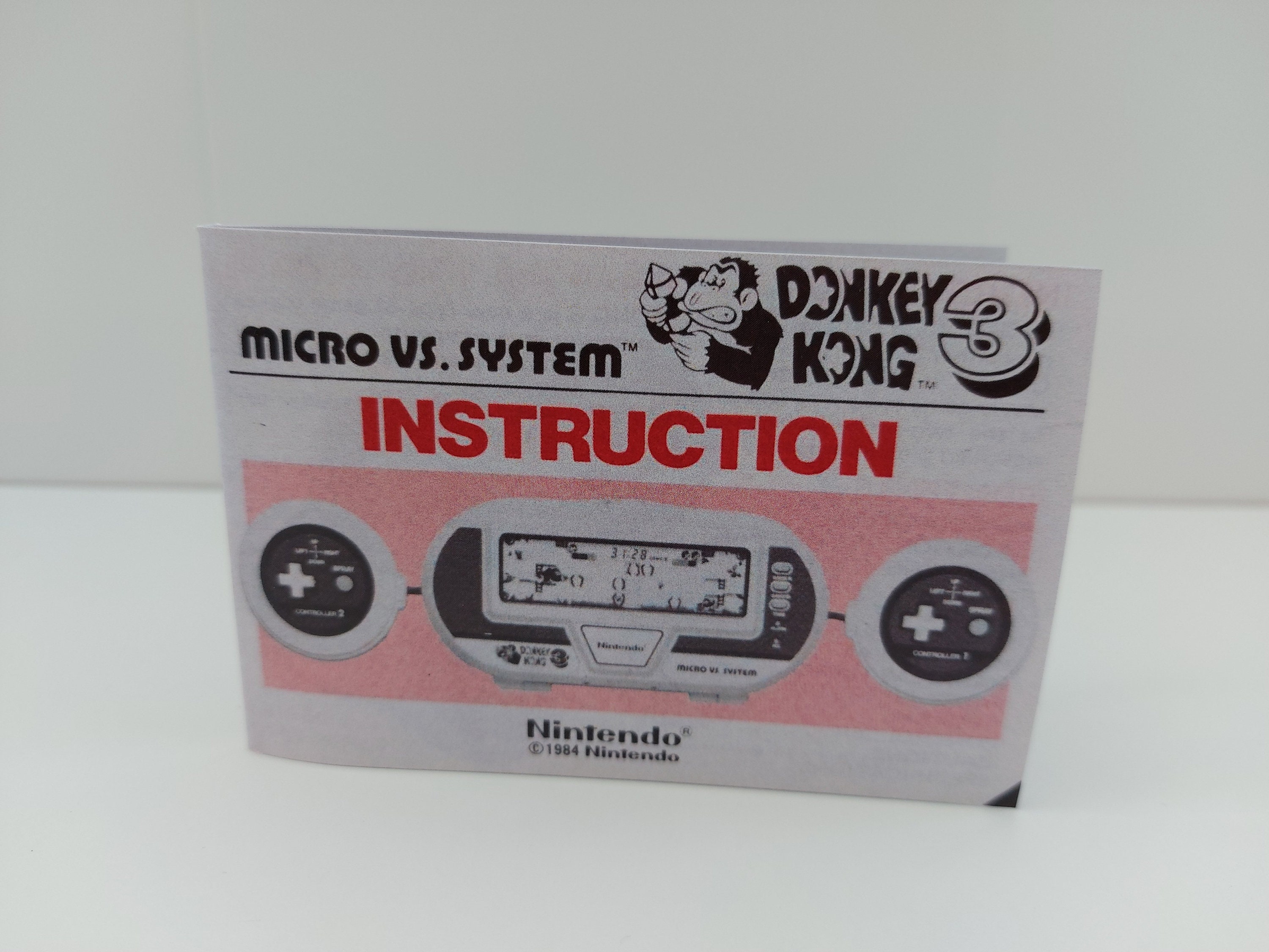 Donkey Kong 3 Micro Vs System AK-302 Game & Watch Box and Manual
