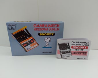 Snoopy Panorama Screen SM-91 Game & Watch  Box and Manual - NO GAME included