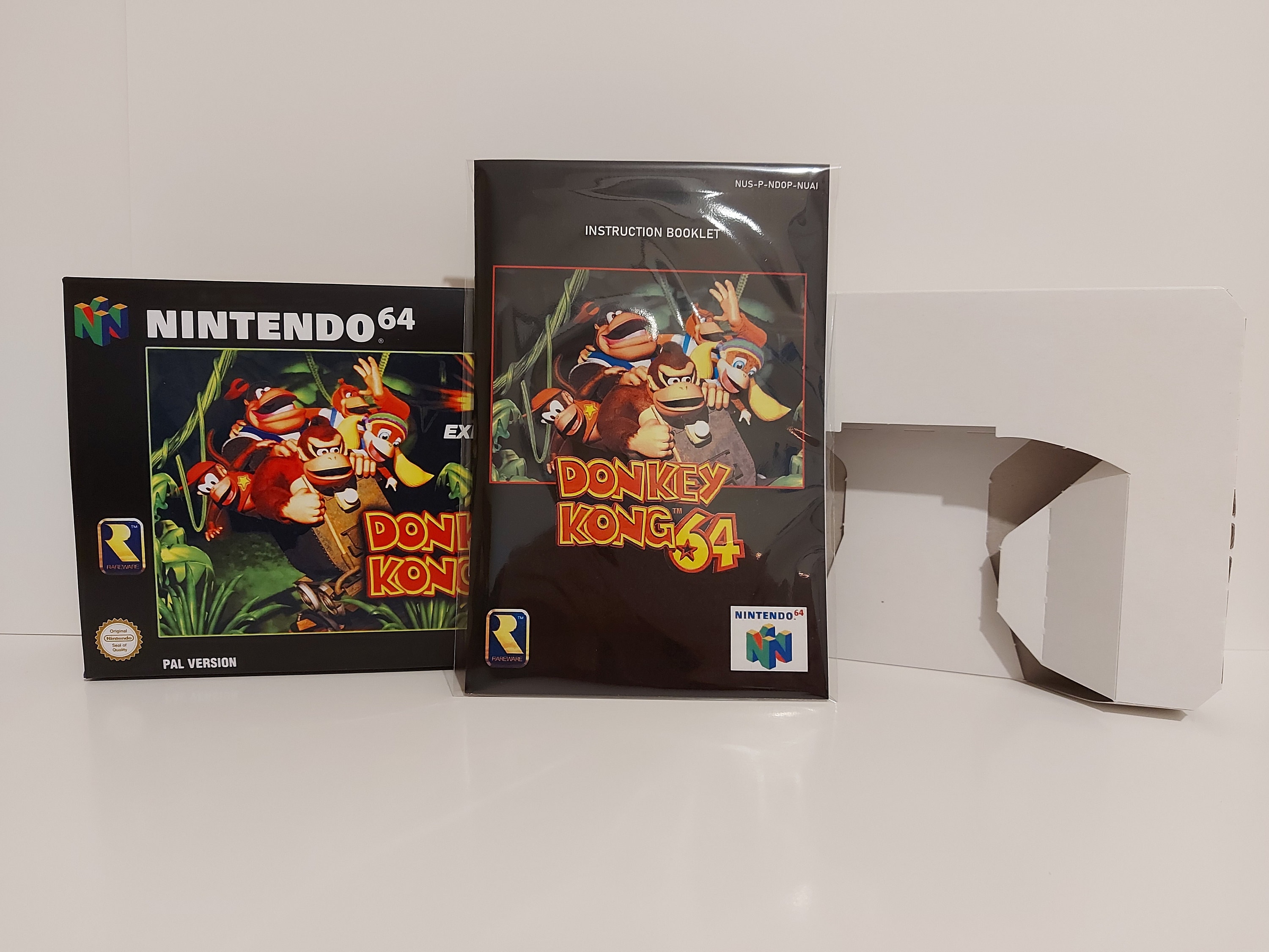 ドンキーコング64 N64 ボックスマニュアルトレイゲームは含まれてい 