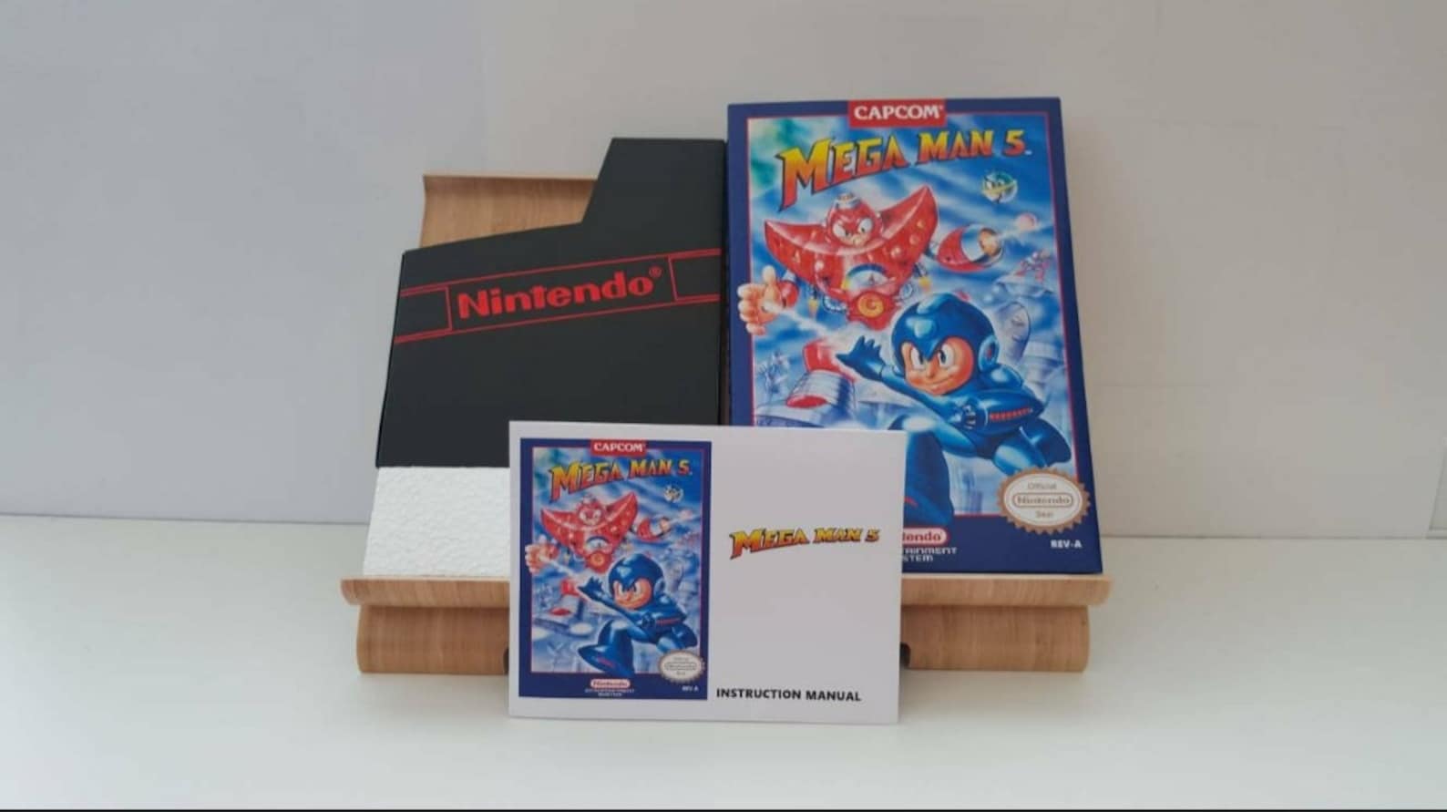 Mega Man 5 NES Box Manual Poly Block Dust Cover - NO GAME Included - Etsy