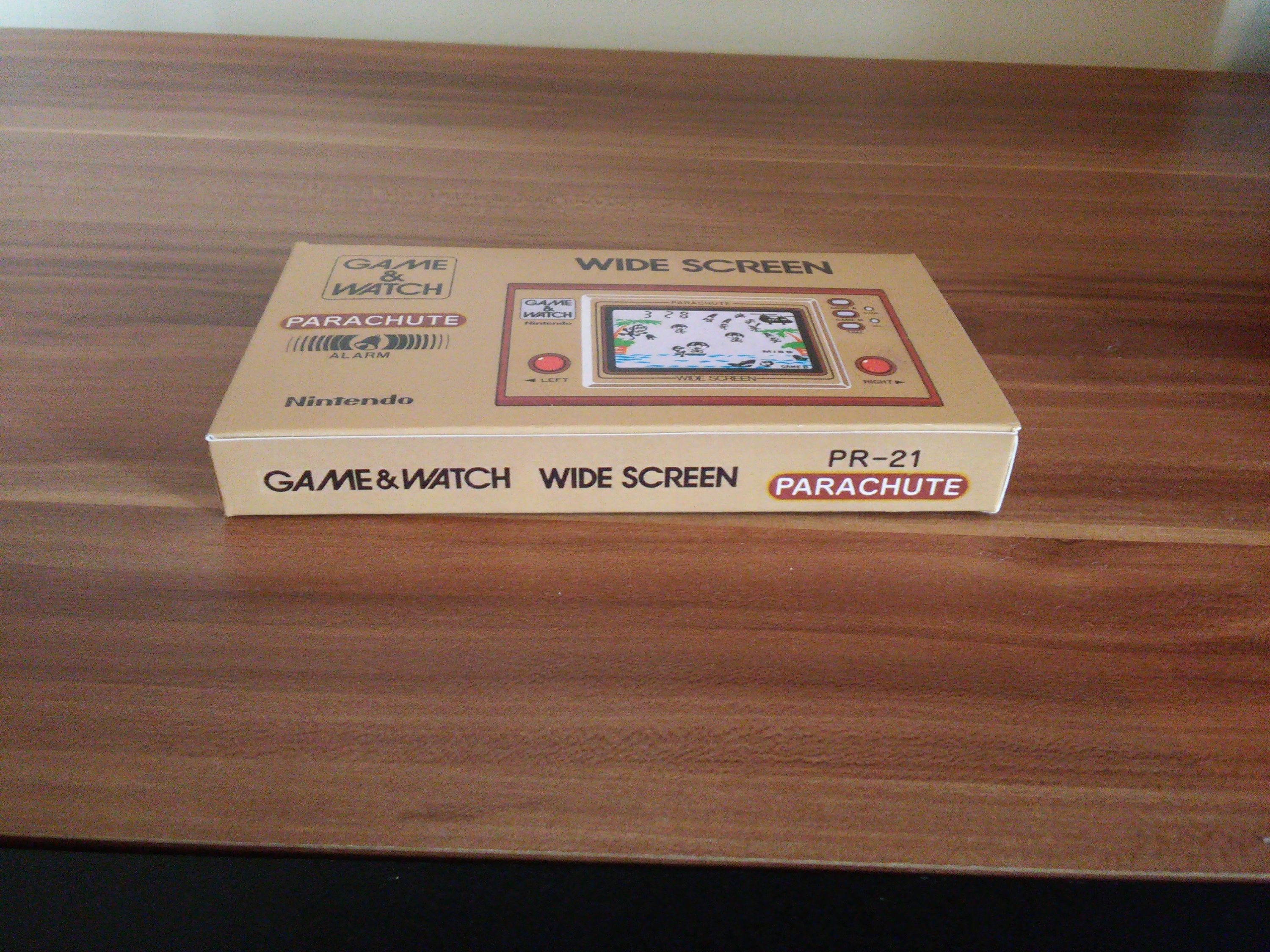 Parachute PR-21 Game & Watch Box Manual and Tray - NO GAME 