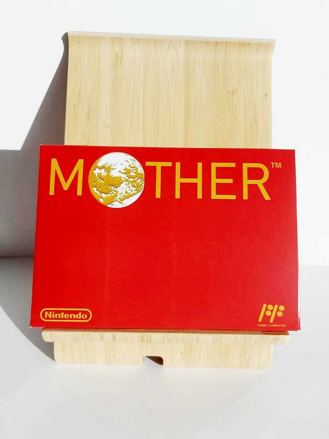 Mother Earthbound Japanese Famicom Box & Tray - NO GAME Included