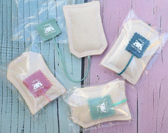 ティーバッグ/キャットニップの形をした猫のおもちゃ