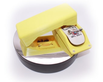 Fingerboard absorption box Custom colors available, available colors are blue, yellow, white, black, red.