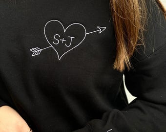 [ROMANTIC CROWN]★WAVE STITCH SWEAT SHIRT Embroidered Couple Lovely Characters Embroidered Sweatshirt