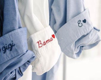 Camisa Oxford personalizada con botones y puños bordados, regalo para novia.