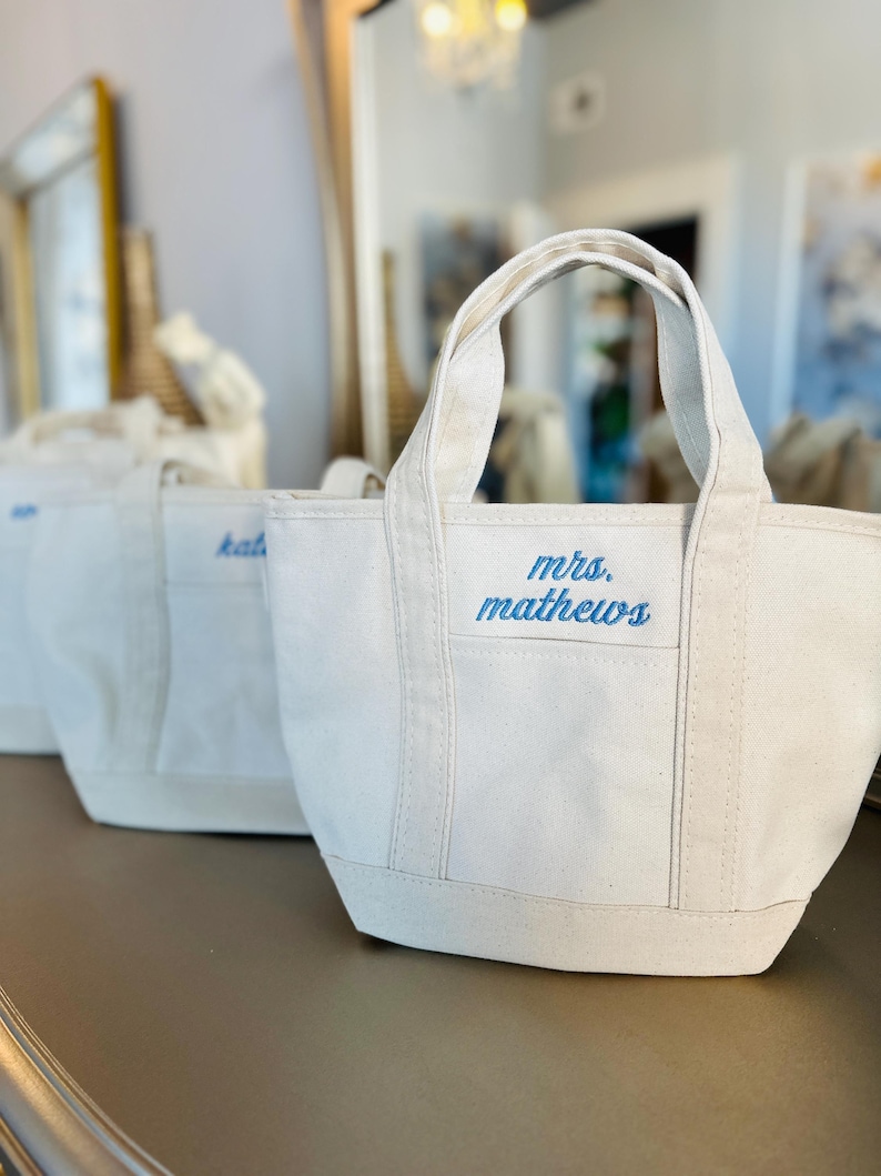 Mini bolso de lona, bolso pequeño personalizado, regalo para despedida de soltera, bolso de lona con monograma, bolso personalizado irónico, bolso bordado para despedida de soltera. imagen 8