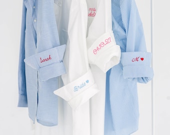 Button-down met geborduurd manchetdetail, button-down voor bruidsfeest, minimalistische trouwdag button-up shirt, mini-monogram Coastal Oxford