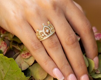 Queen Crown Ring - Etsy