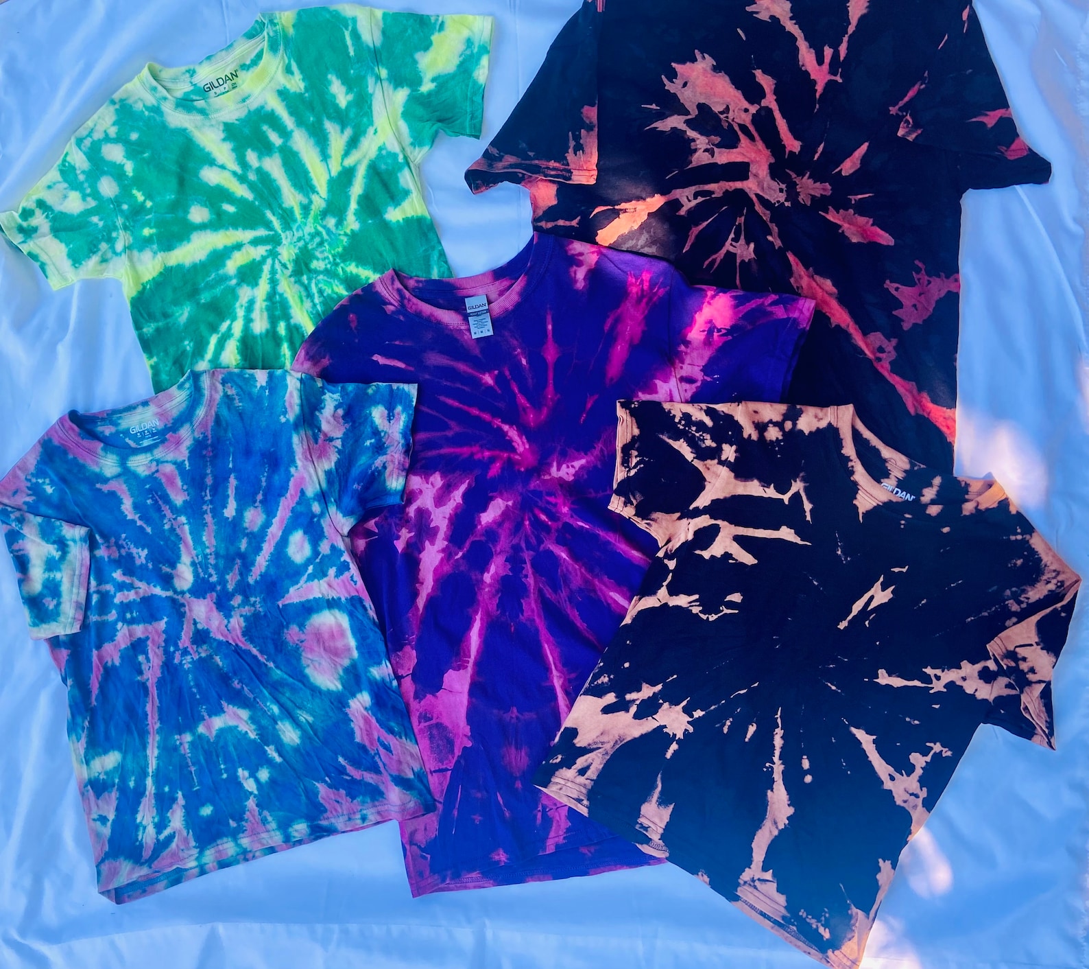 reverse tie dye yellow shirt