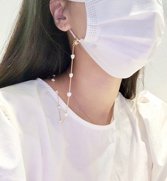 Pearl Face Mask with chain & Luxury Hairclip Mask Chain Pearl and Gold/ Glam/ Diva/face Mask - Etsy main image 2