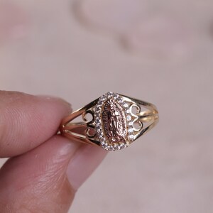 14k Gold Virgin Mary Ring / Vintage Virgin Mary Ring / Gift For Her